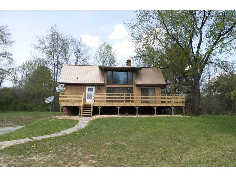 120 Sarver Road Jeannette, PA 15644 - Photo 1 of 14 Exterior Front.