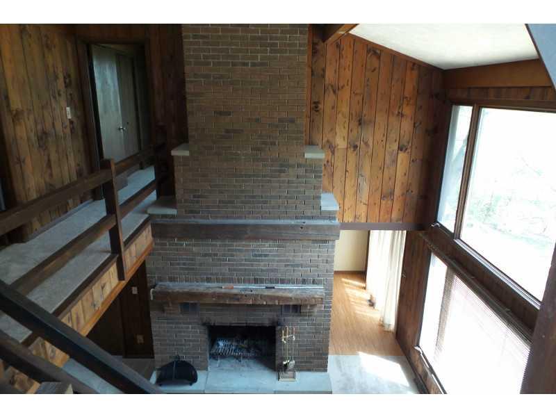 120 Sarver Road Jeannette, PA 15644 - Photo 9 of 14 Living Room.