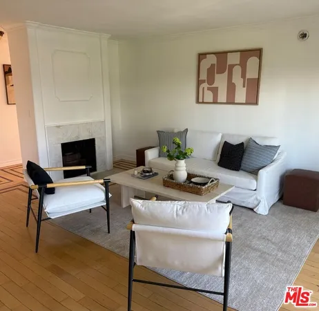 $1,199,900 | 914 Lincoln Boulevard, Unit 301, Santa Monica, CA 90403
