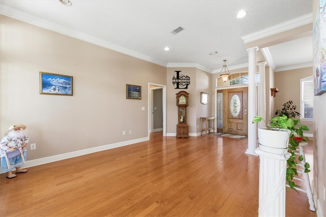 716 Stonewall Jackson Place Waycross, GA 31503 - Photo 4 of 58