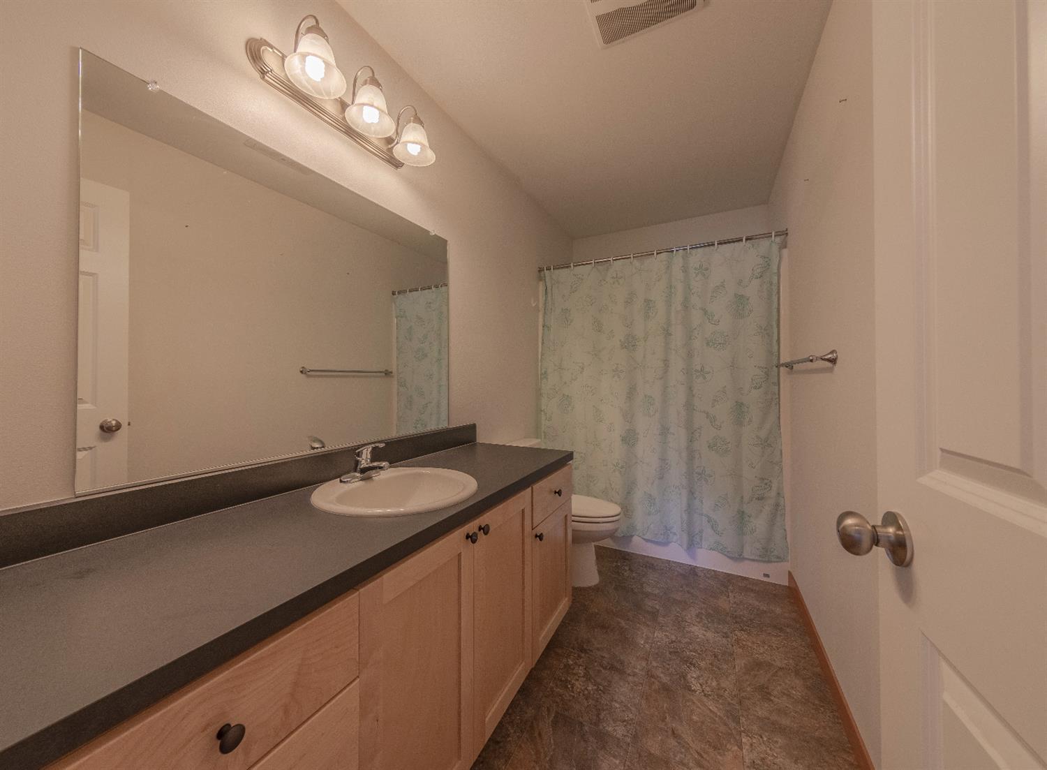 1487 Ridge Way Medford, OR 97504 - Photo 14 of 25 Additional Photo