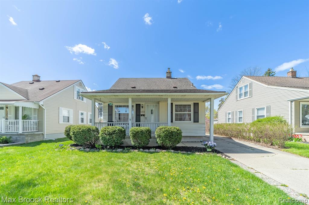 1313 Oakley Road Clawson, MI 48017 - Photo 1 of 39 Gallery Image 1