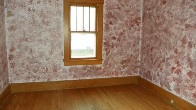 107 West Armitage Street Three Rivers, MI 49093 - Photo 8 of 12 263-379444 bedrm 1.jpg