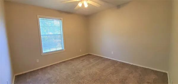 $2,200 | 3117 North Bell Avenue, Denton, TX 76207