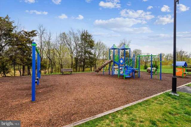 $865,000 | 20763 Crescent Pointe Place, Ashburn, VA 20147