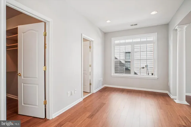 $865,000 | 20763 Crescent Pointe Place, Ashburn, VA 20147