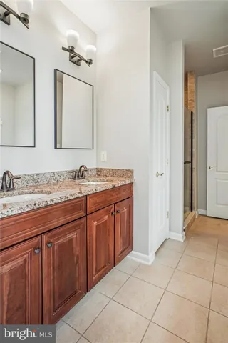 $865,000 | 20763 Crescent Pointe Place, Ashburn, VA 20147