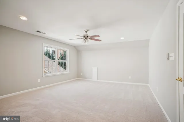 $865,000 | 20763 Crescent Pointe Place, Ashburn, VA 20147