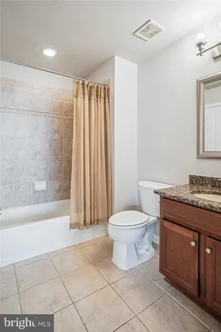 $865,000 | 20763 Crescent Pointe Place, Ashburn, VA 20147