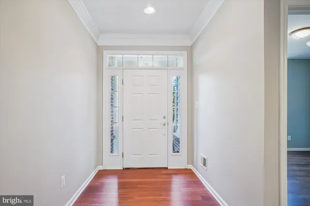 $865,000 | 20763 Crescent Pointe Place, Ashburn, VA 20147