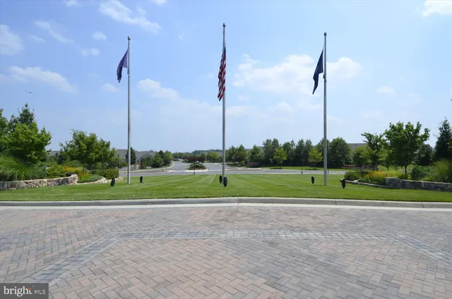 $865,000 | 20763 Crescent Pointe Place, Ashburn, VA 20147