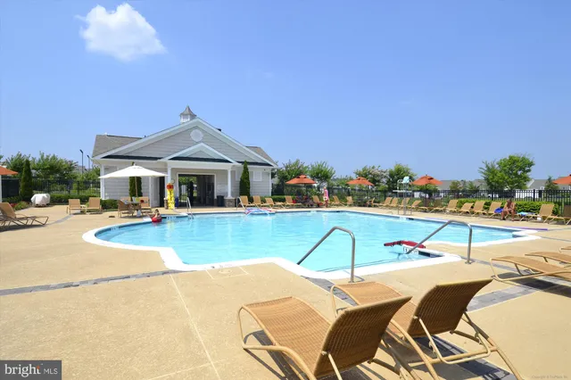 $865,000 | 20763 Crescent Pointe Place, Ashburn, VA 20147