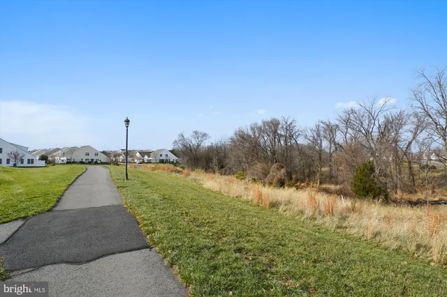 $865,000 | 20763 Crescent Pointe Place, Ashburn, VA 20147