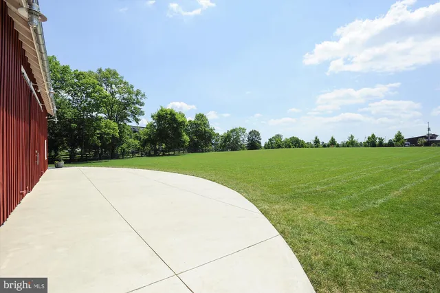 $865,000 | 20763 Crescent Pointe Place, Ashburn, VA 20147