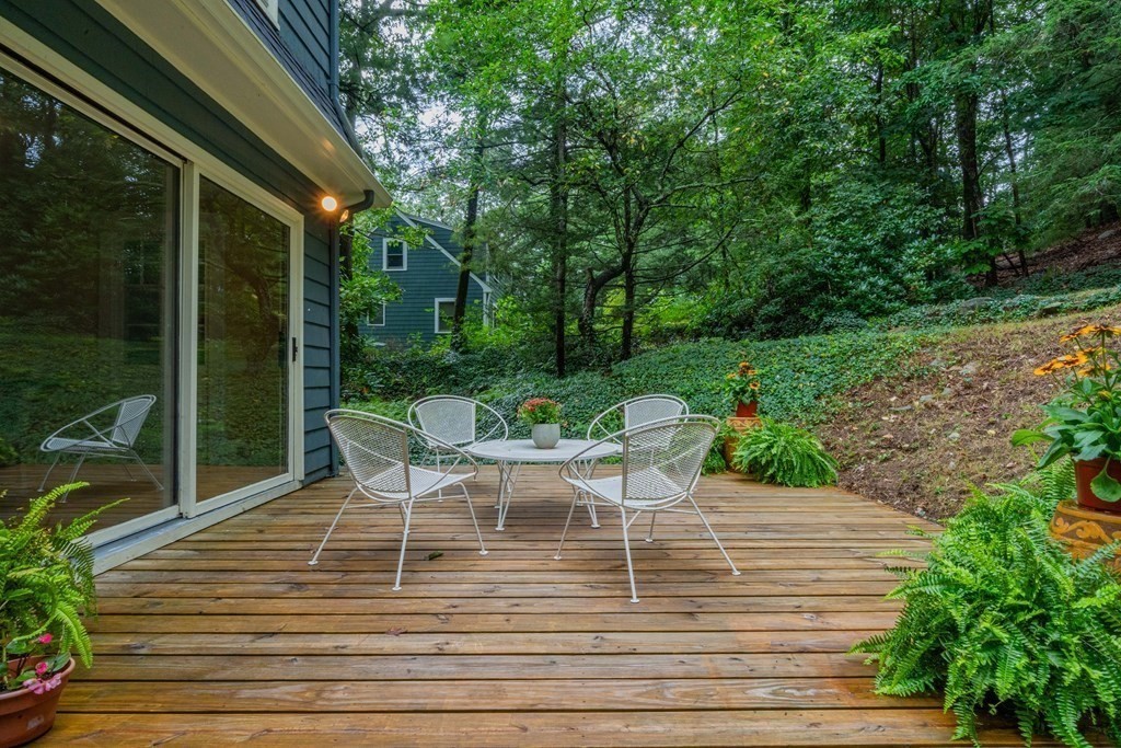 11 Wachusett Drive Lexington, MA 02421 - Photo 41 of 42 a view of a chairs and table in the patio