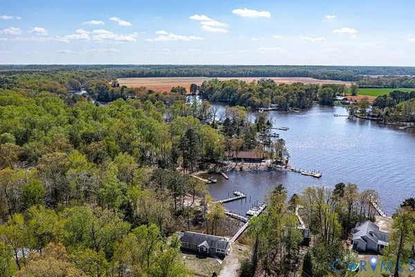 a view of house with outdoor seating space