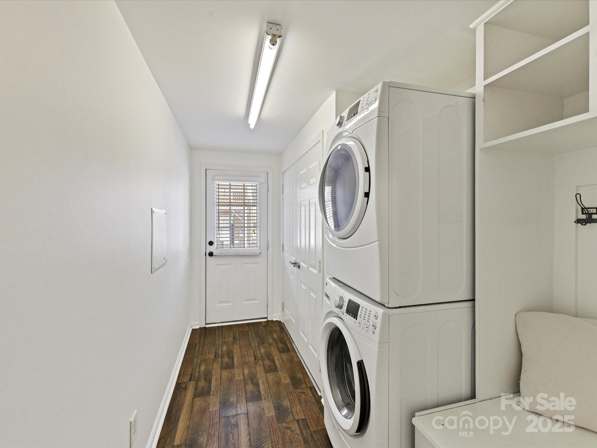 14130 Fitzroy Lane Charlotte, NC 28277 - Photo 20 of 24 a utility room with dryer and washer