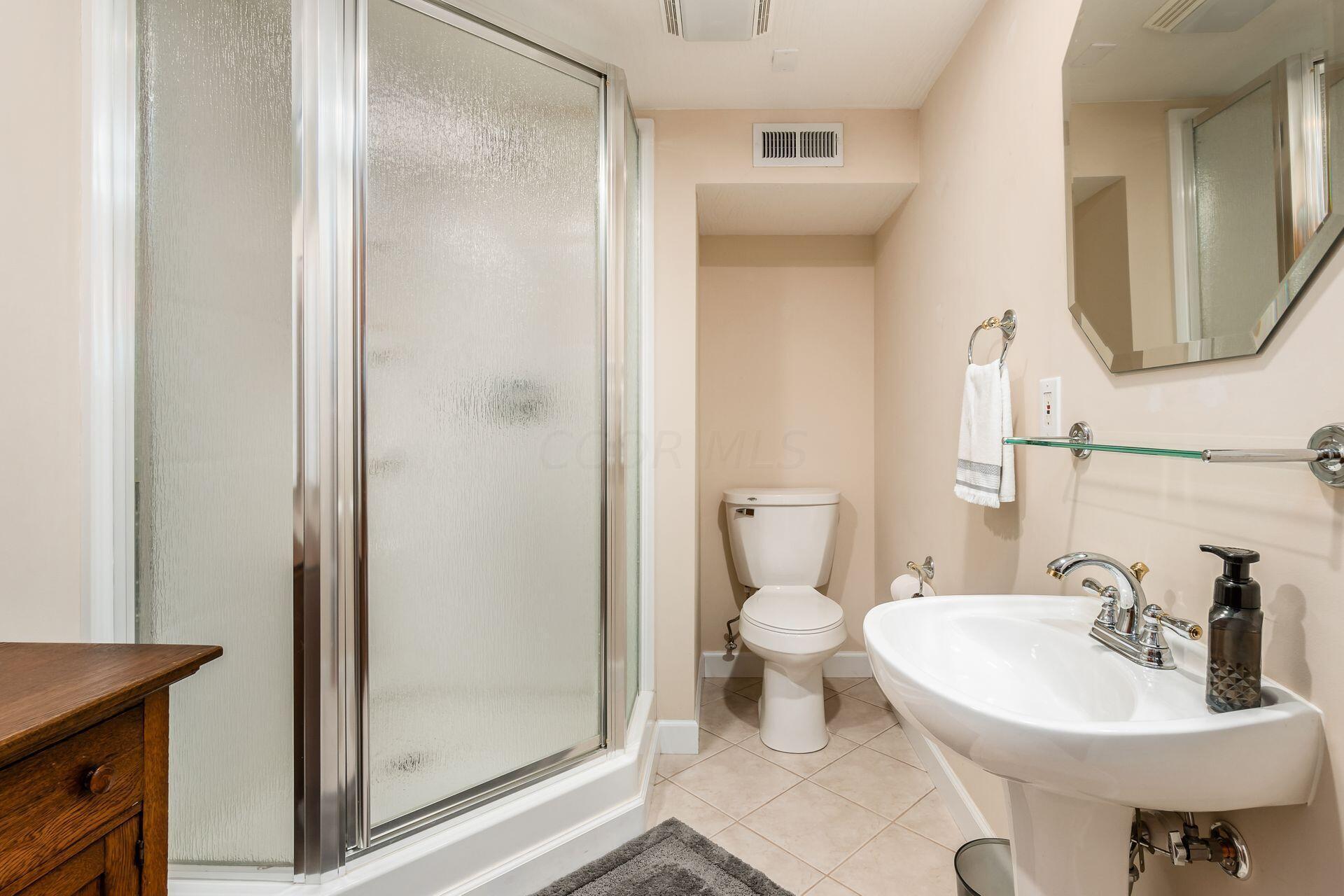 7380 Red Bank Road Westerville, OH 43082 - Photo 81 of 84 Basement full bathroom #4