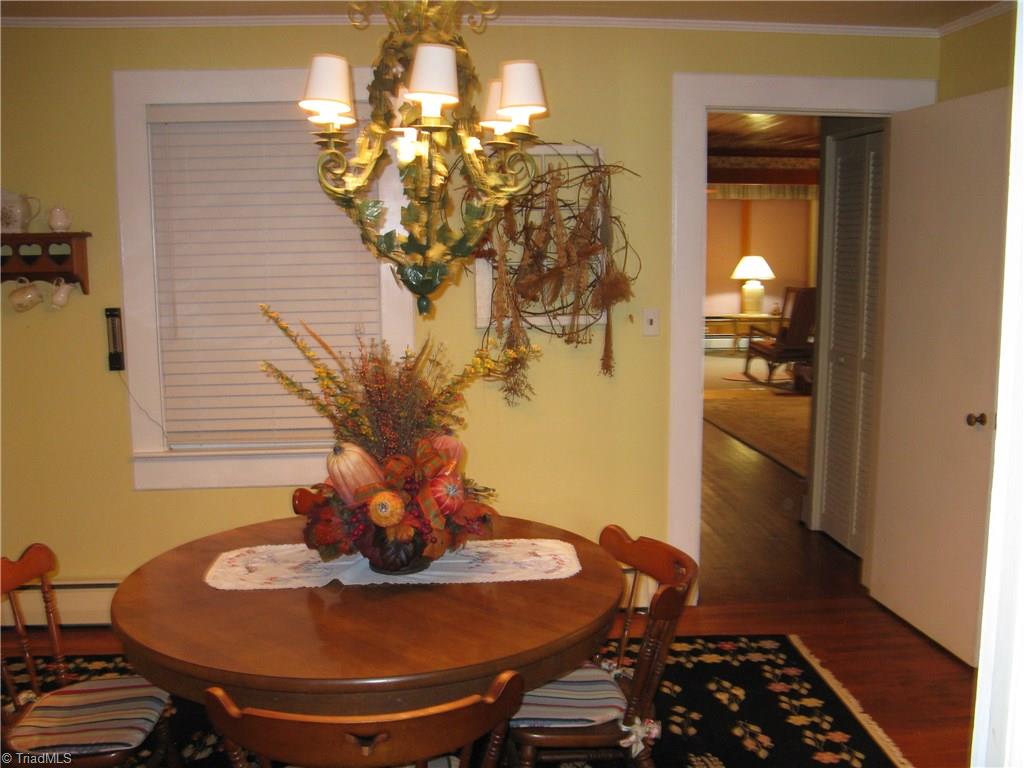 445 Austin Traphill Road Elkin, NC 28621 - Photo 11 of 20 Gallery Image 11