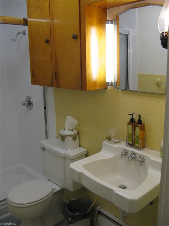 445 Austin Traphill Road Elkin, NC 28621 - Photo 19 of 20 Gallery Image 19