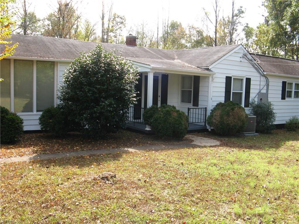 445 Austin Traphill Road Elkin, NC 28621 - Photo 3 of 20 Gallery Image 3