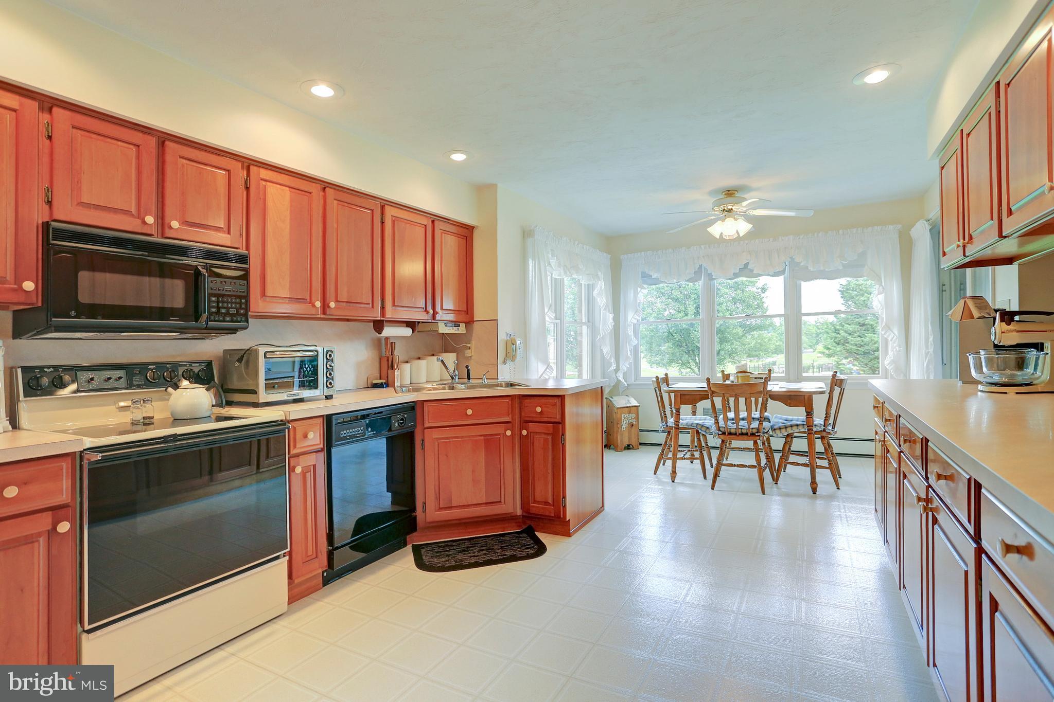1037 Woodridge Road Red Lion, PA 17356 - Photo 14 of 46 Gallery Image 14