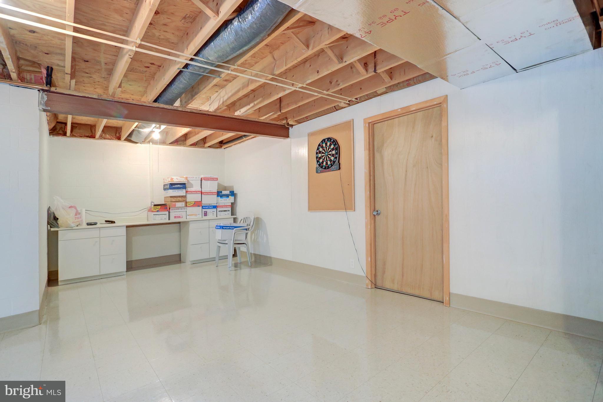 1037 Woodridge Road Red Lion, PA 17356 - Photo 33 of 46 Gallery Image 33