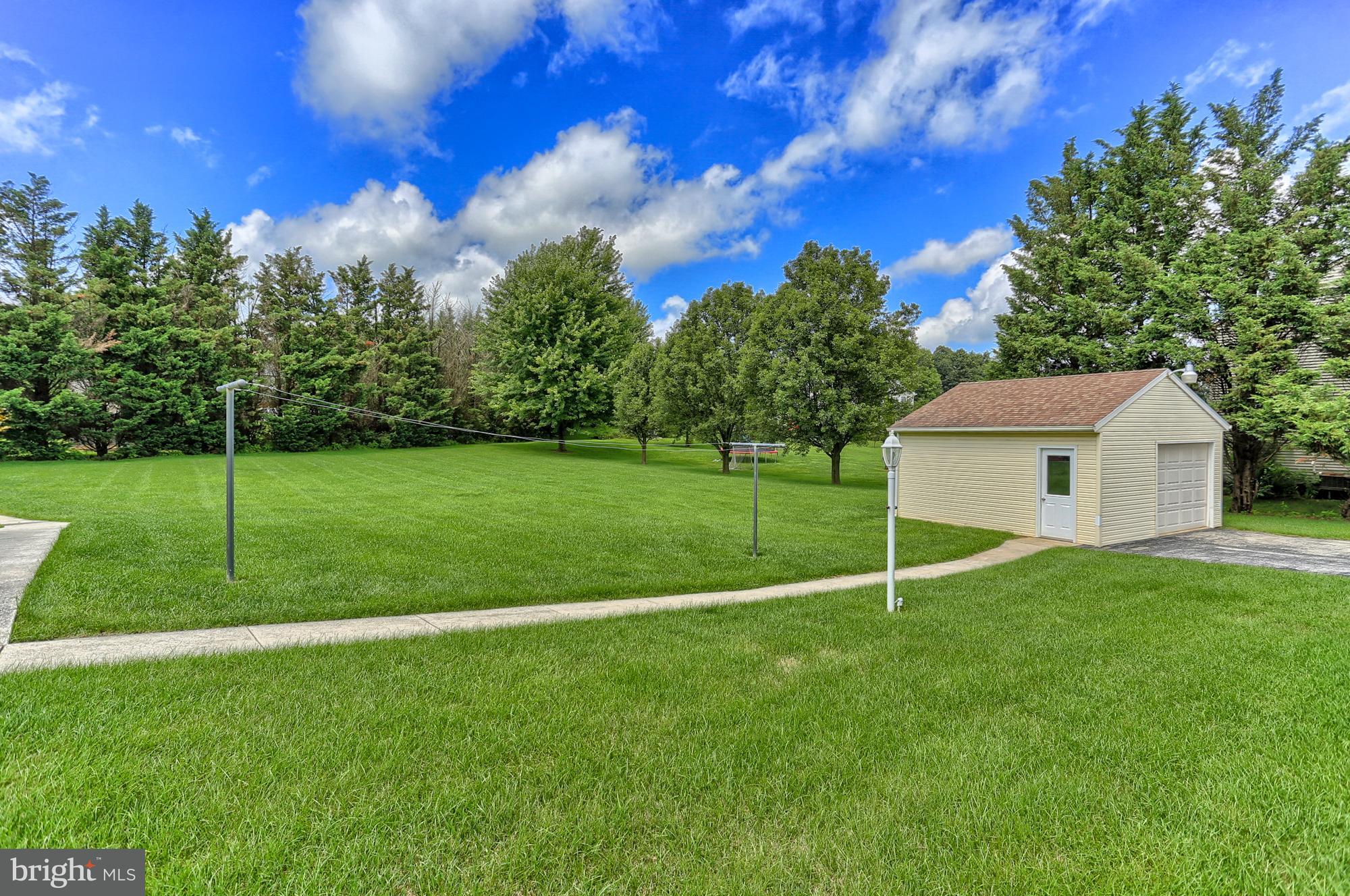 1037 Woodridge Road Red Lion, PA 17356 - Photo 40 of 46 Gallery Image 40