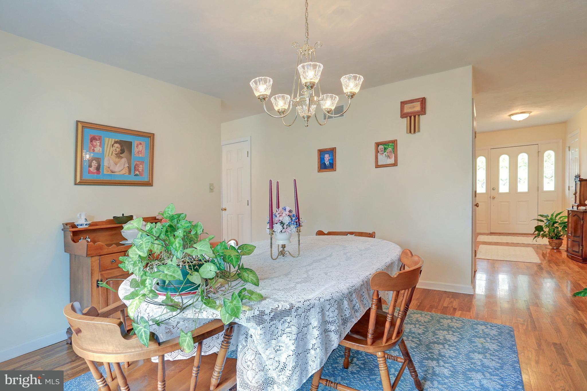 1037 Woodridge Road Red Lion, PA 17356 - Photo 9 of 46 Gallery Image 9