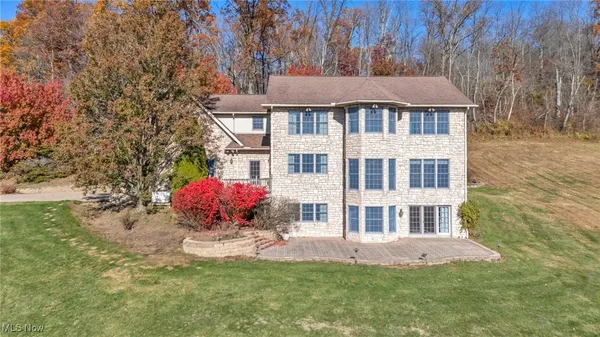 $870,000 | 8865 Private Road 343, Millersburg, OH 44654