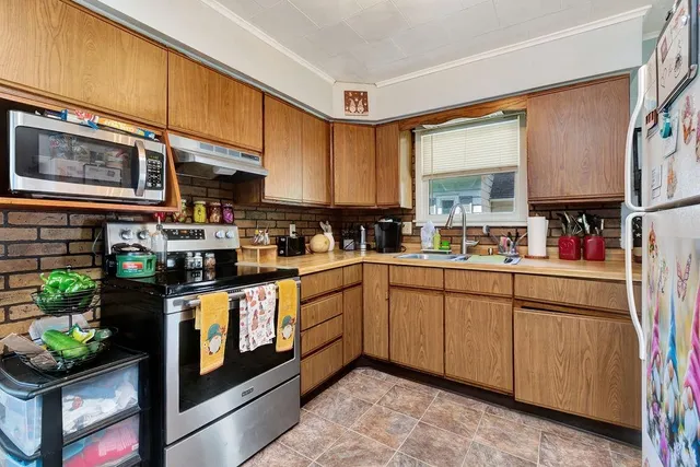 $134,900 | 157 Gillett Street, Fond du Lac, WI 54935