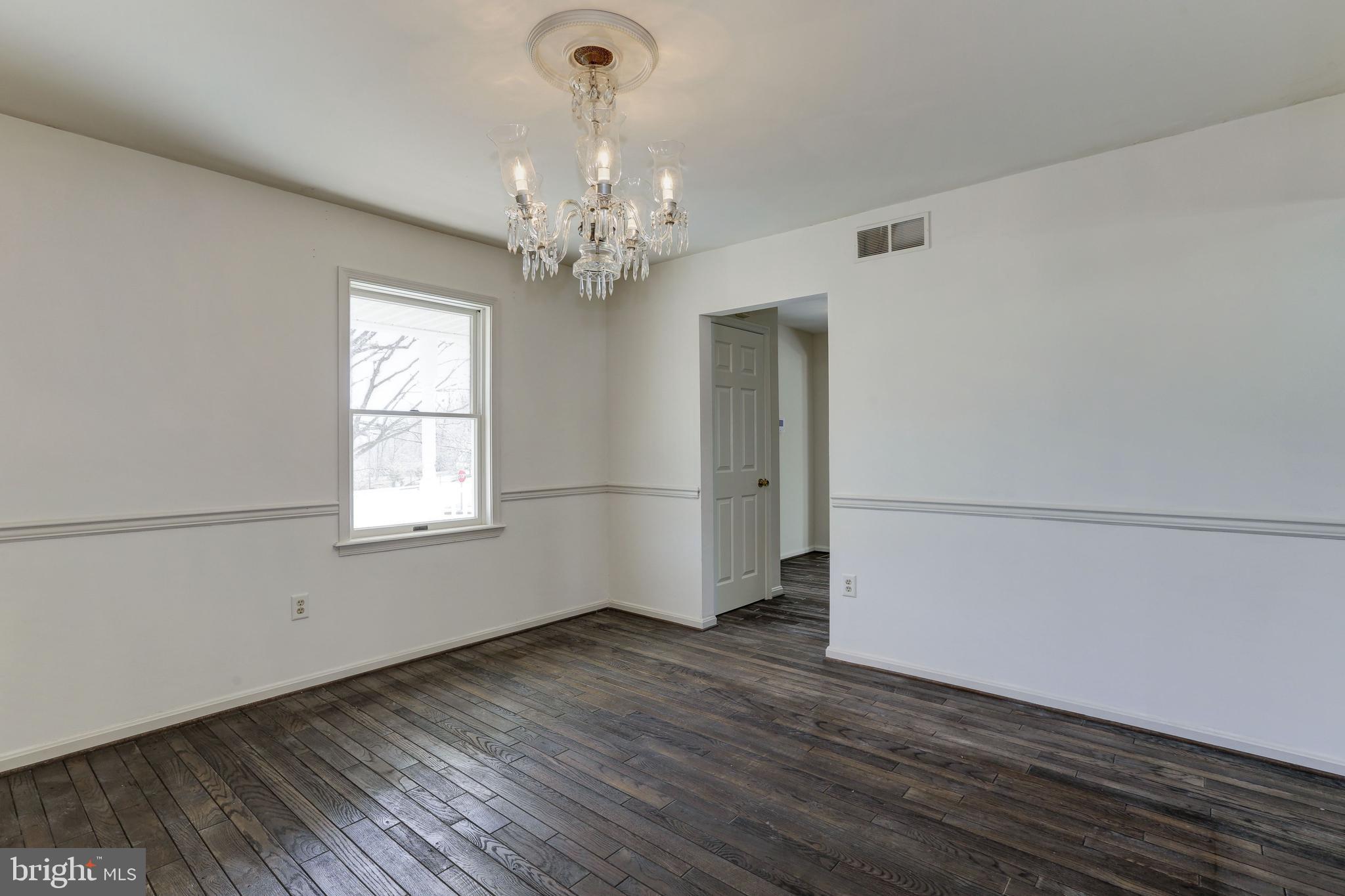 5472 Waterloo Road Columbia, MD 21045 - Photo 17 of 55 Dining Room