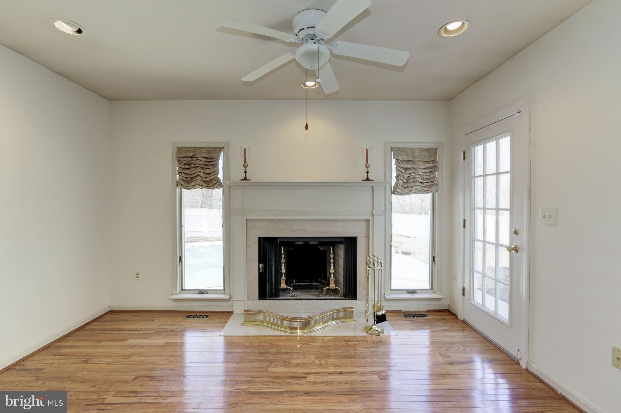 5472 Waterloo Road Columbia, MD 21045 - Photo 24 of 55 Family Room