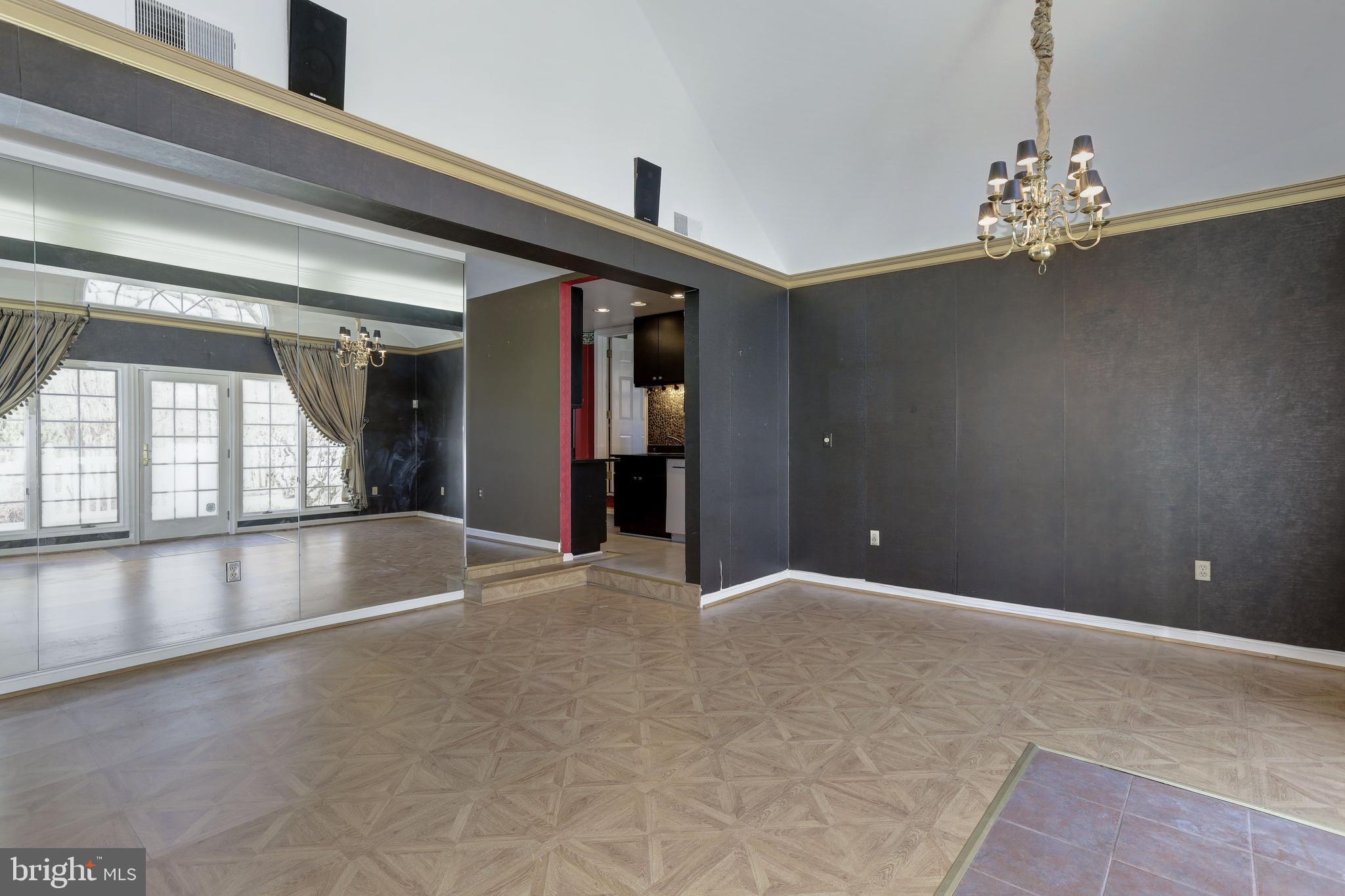 5472 Waterloo Road Columbia, MD 21045 - Photo 30 of 55 In-Law Suite