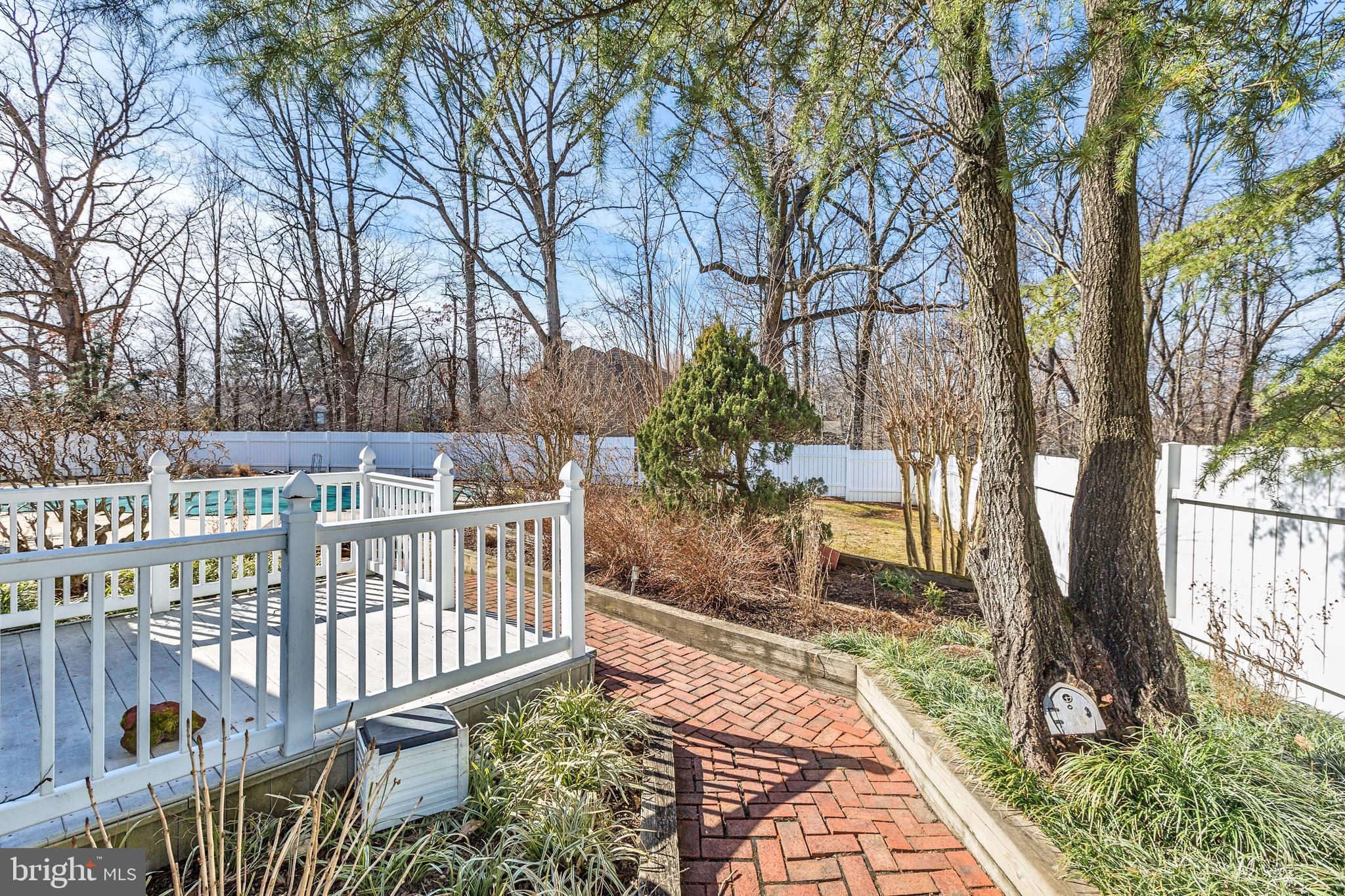 5472 Waterloo Road Columbia, MD 21045 - Photo 51 of 55 Backyard View