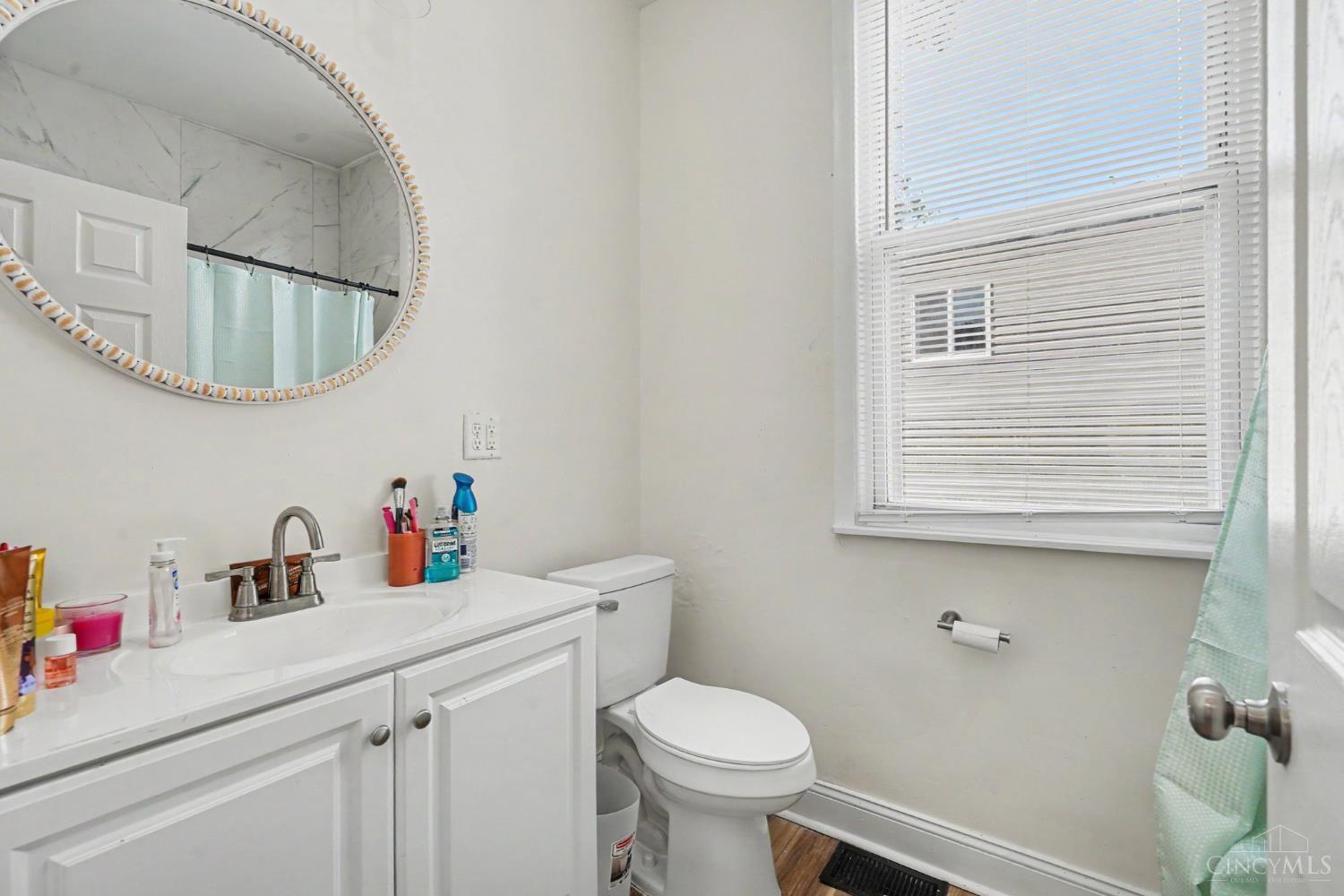 4851 Paddock Road Cincinnati, OH 45237 - Photo 15 of 21 Gallery Image 15