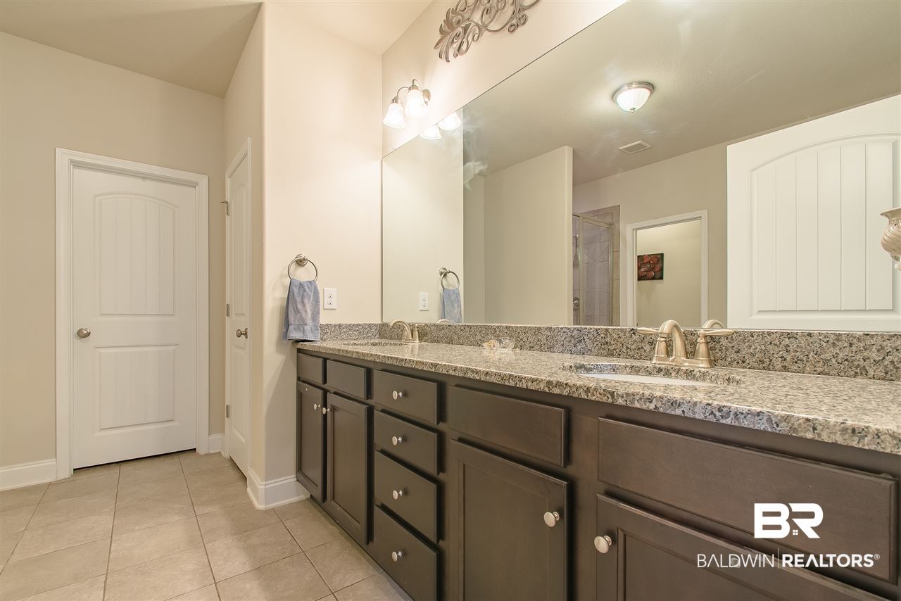 11920 Alabaster Drive Daphne, AL 36526 - Photo 22 of 38 Master Bathroom