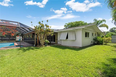$895,000 | 18250 Southwest 88th Place, Palmetto Bay, FL 33157