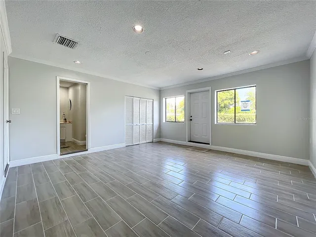 $459,900 | 1040 Waverly Drive, Longwood, FL 32750