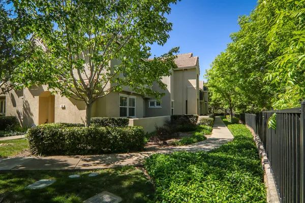 $474,000 | 304 Dante Circle, Roseville, CA 95678