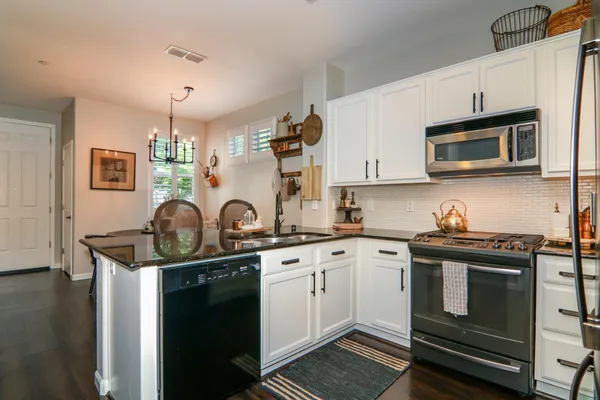 $474,000 | 304 Dante Circle, Roseville, CA 95678