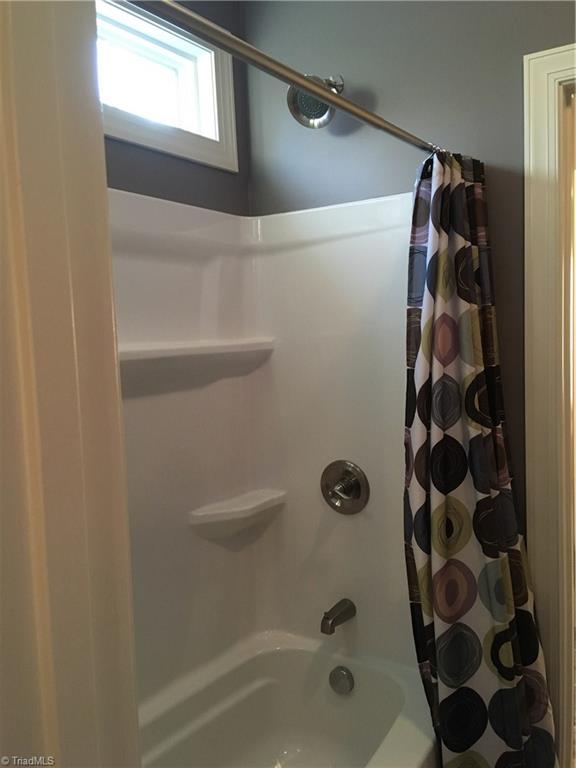 141 Laurel Ridge Court Reidsville, NC 27320 - Photo 17 of 24 Gallery Image 17