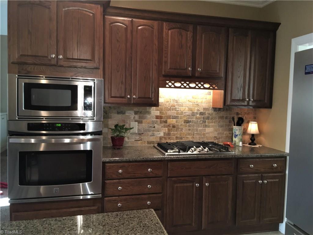 141 Laurel Ridge Court Reidsville, NC 27320 - Photo 8 of 24 Gallery Image 8