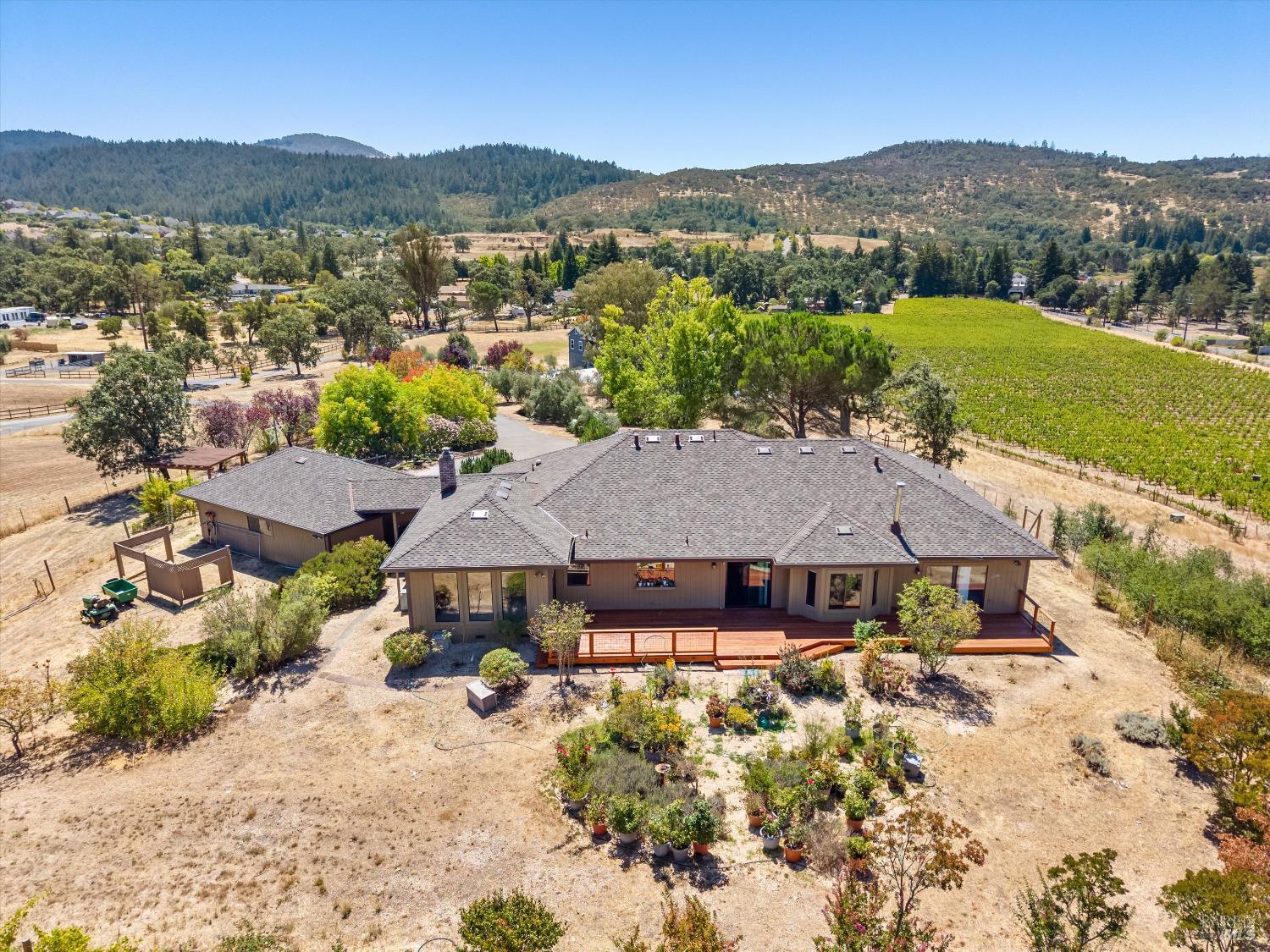 6279 Melita Road Santa Rosa, CA 95409 - Photo 10 of 41 Gallery Image 10