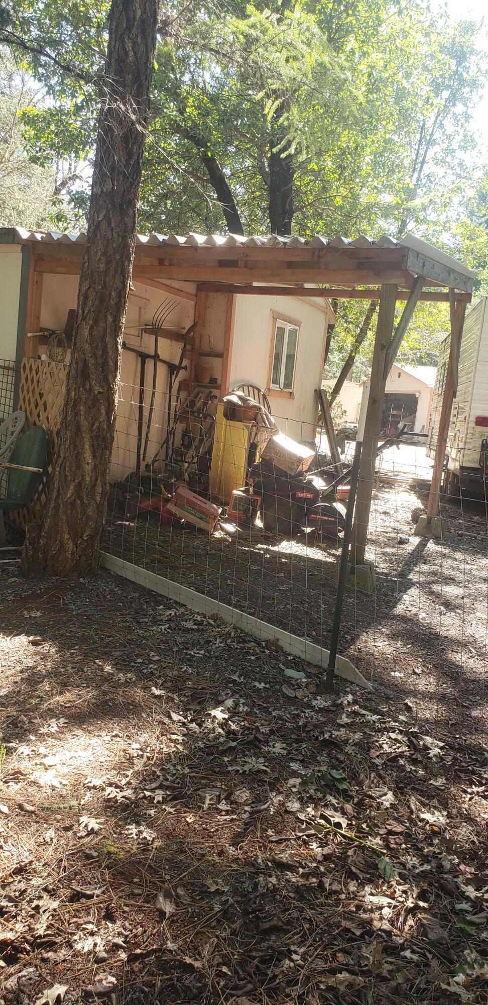 400 Glendon Road Cave Junction, OR 97523 - Photo 14 of 28 storage area