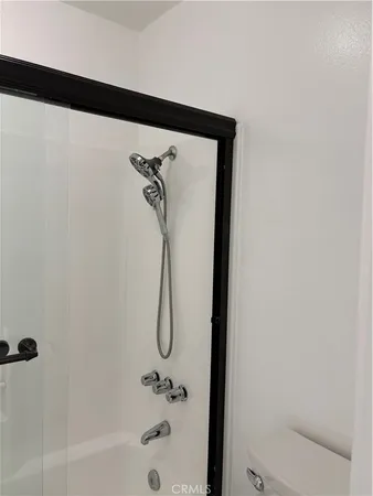 $2,900 | 22100 Burbank Boulevard, Unit 106A, Woodland Hills, CA 91367