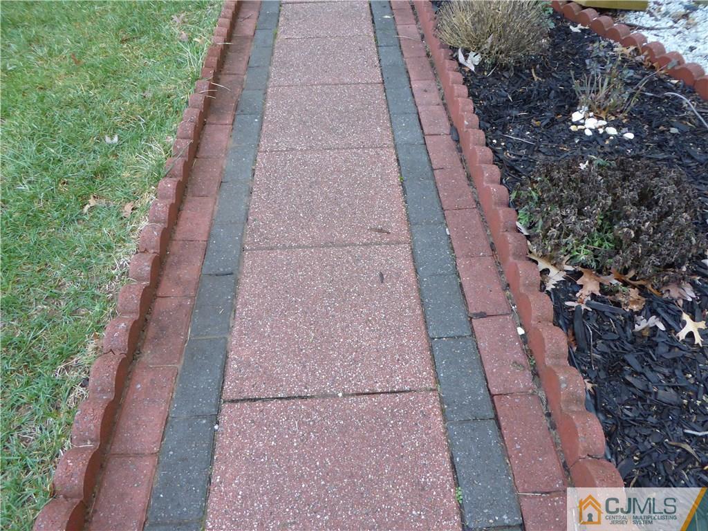 20 Miko Road Edison, NJ 08817 - Photo 3 of 19