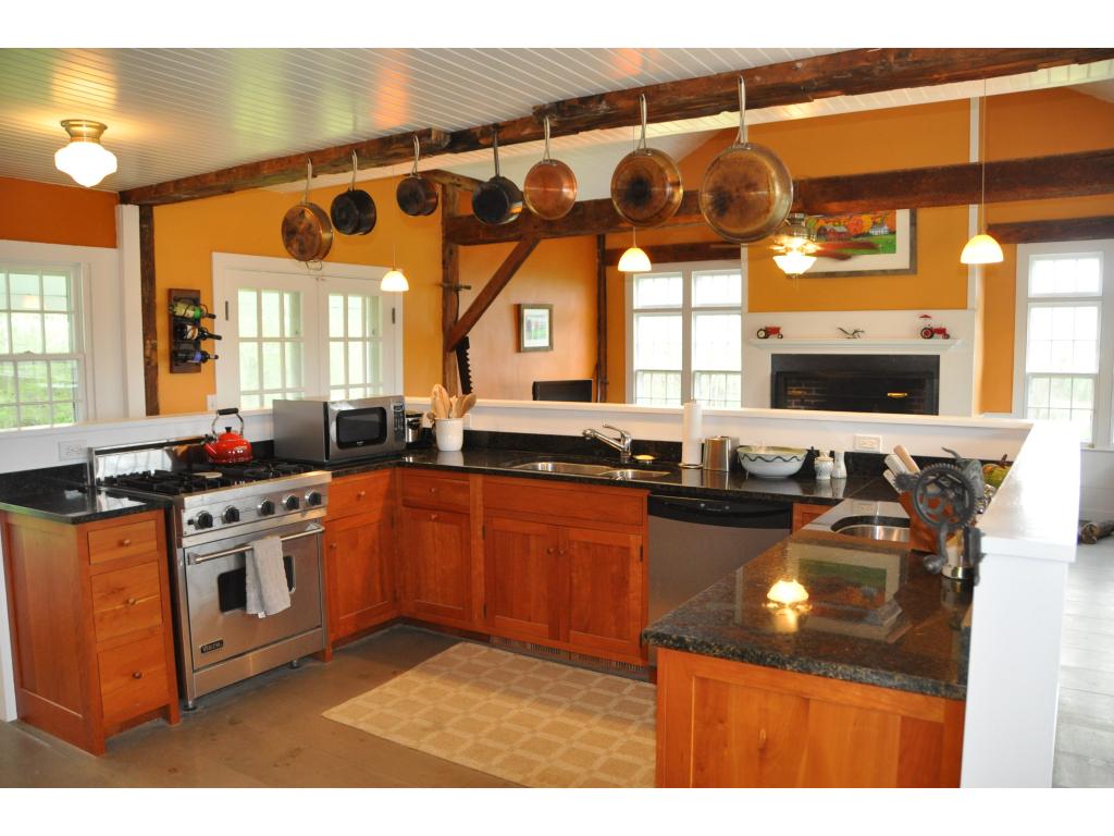 3250 Town Line Road Addison, VT 05491 - Photo 12 of 31