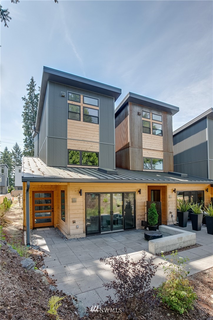10323 Northeast 189th Street, Unit F Bothell, WA 98011 - Photo 3 of 34 Gallery Image 3