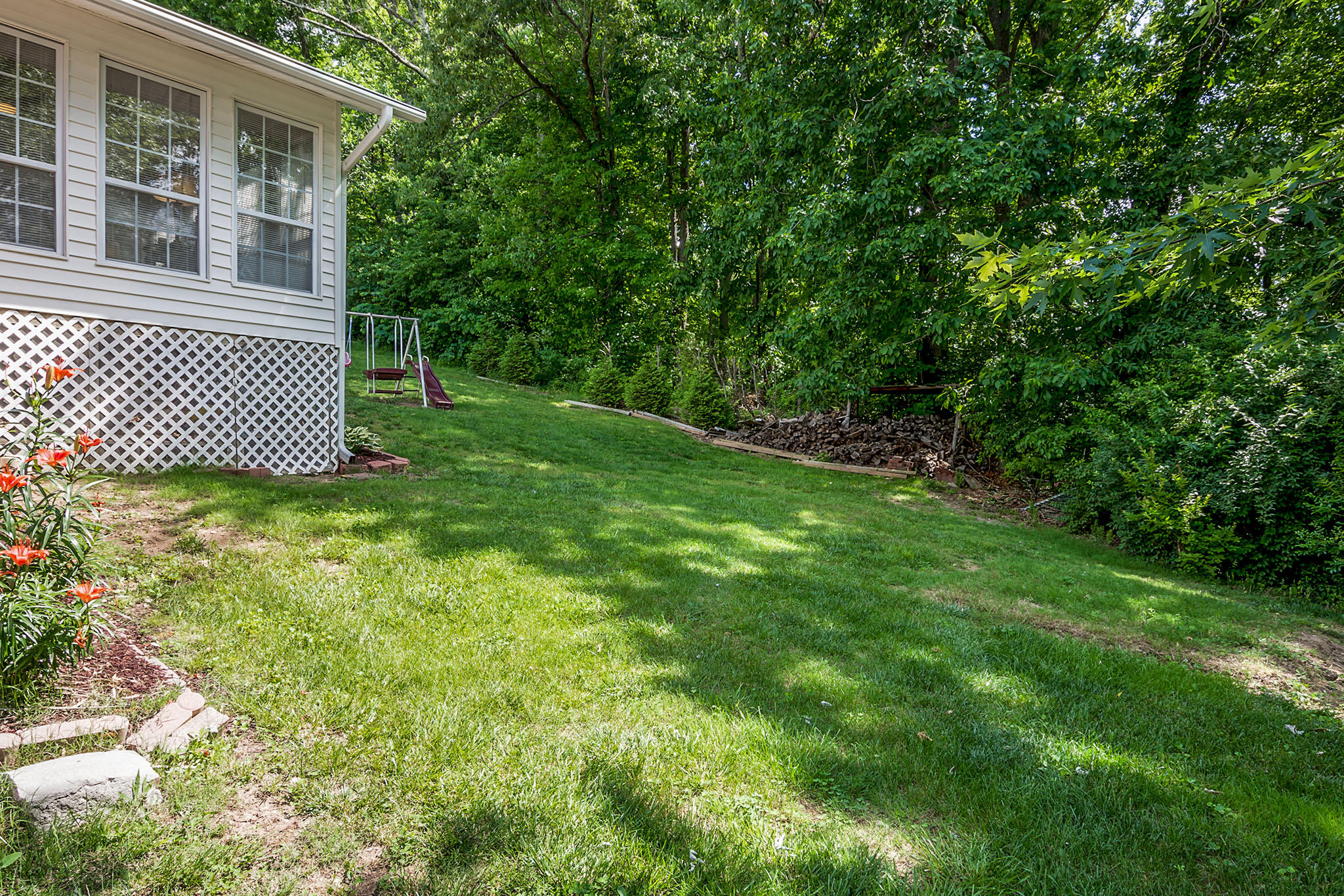 110 Walnut Valley Road Clinton, TN 37716 - Photo 22 of 23 110_Walnut_Valley_122